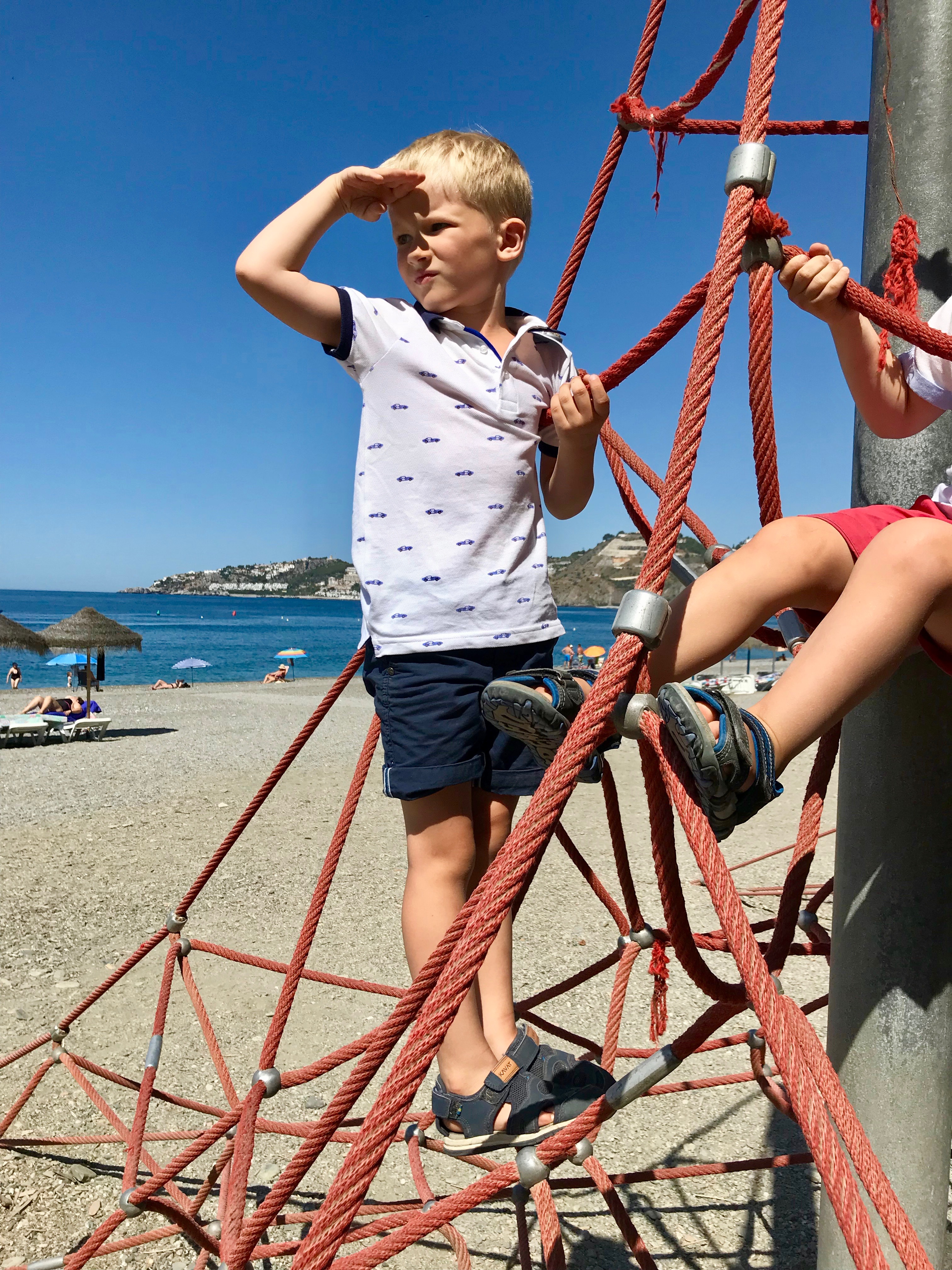 children on the beach in Almuñécar