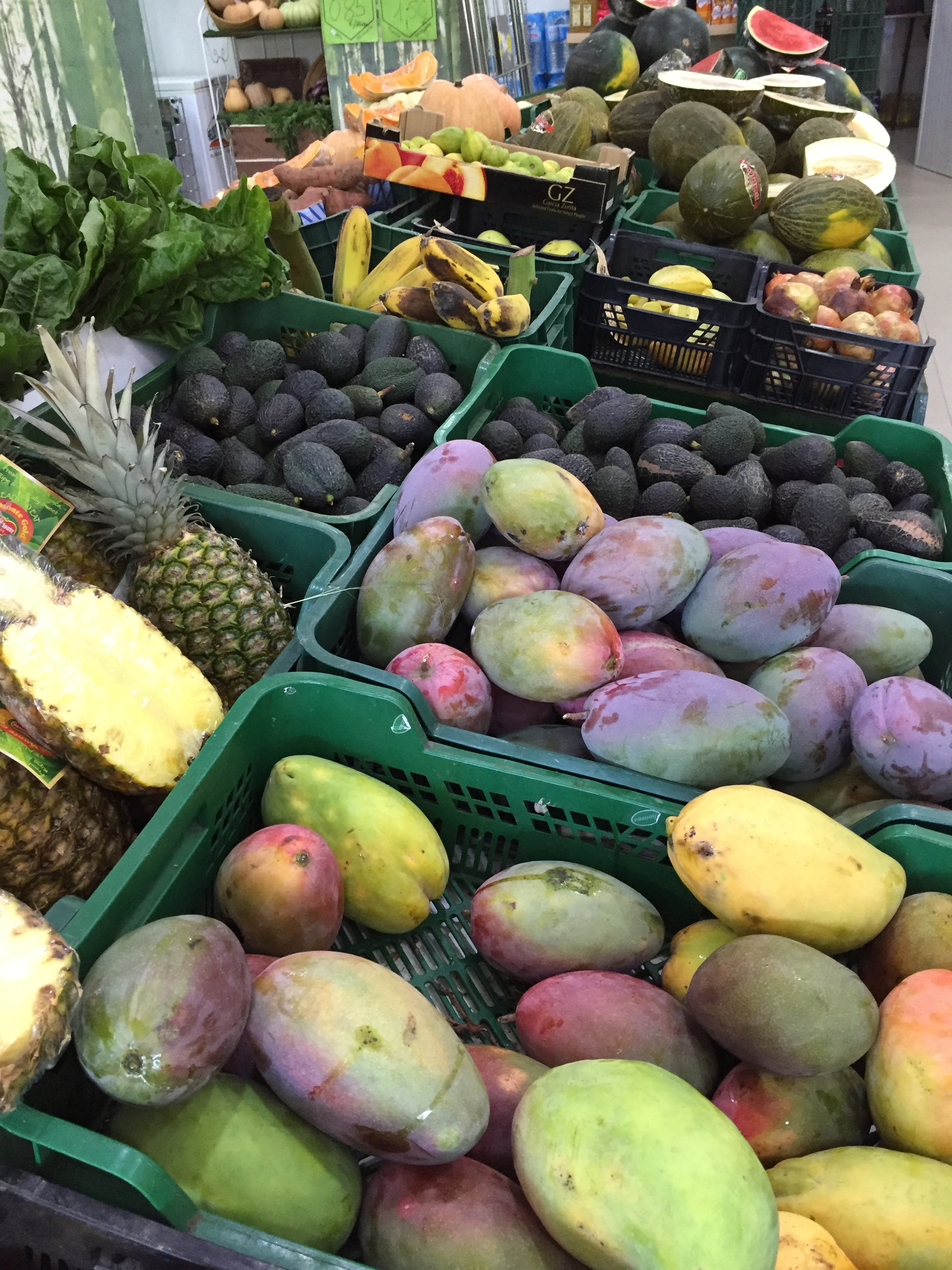 Fruit in Almuñécar Mi huerta