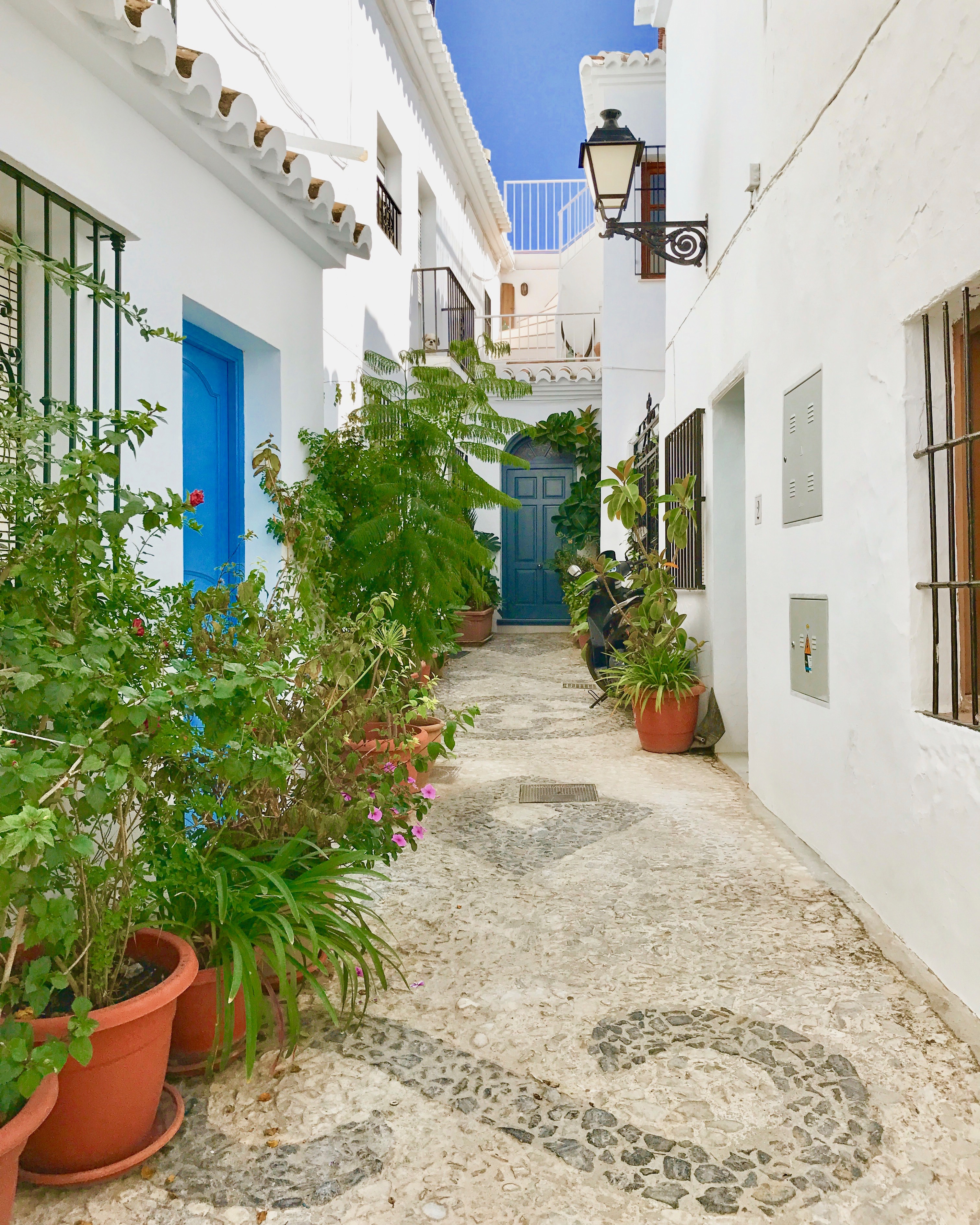 Frigiliana-with-children