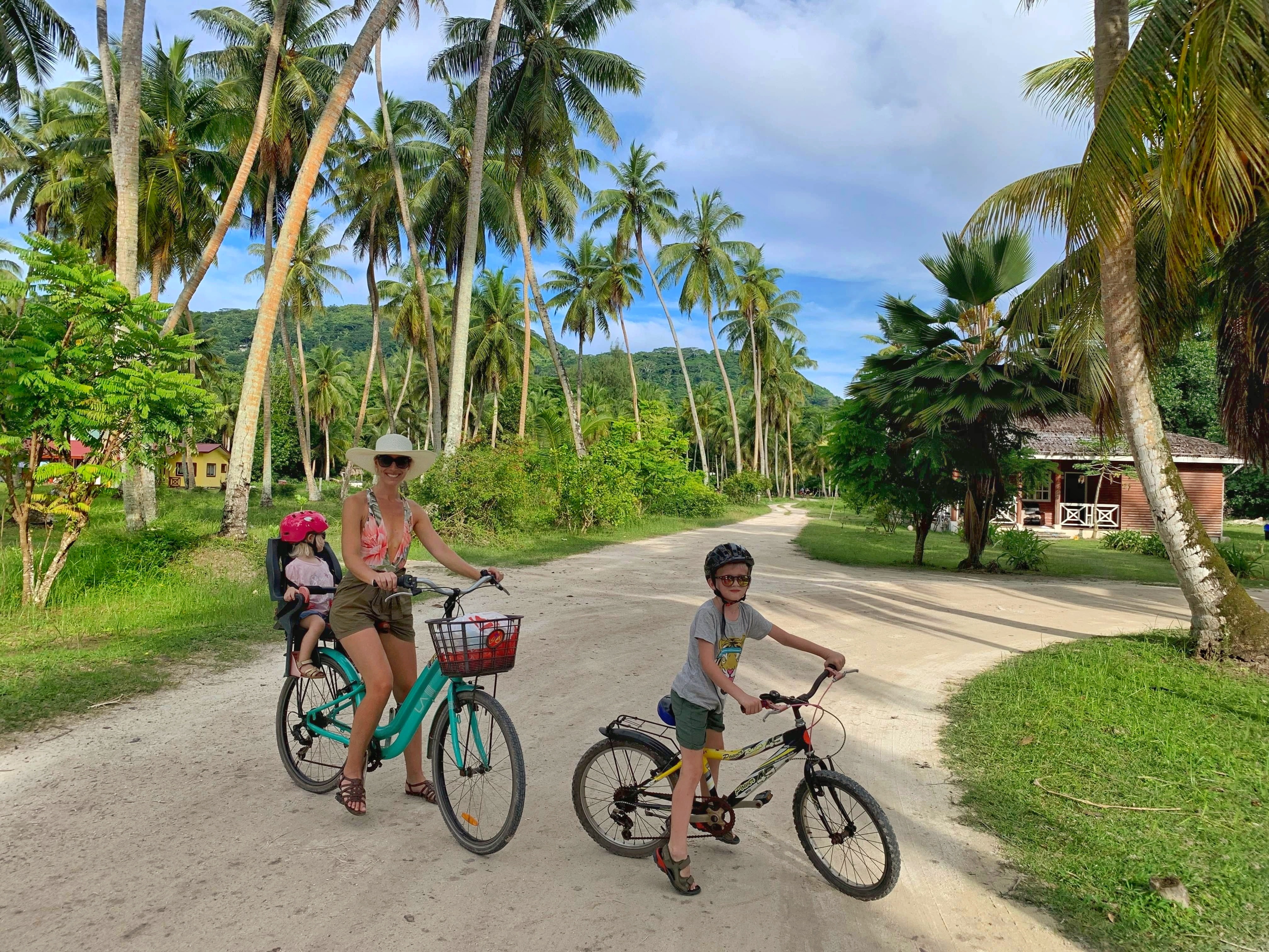 La Digue children bike